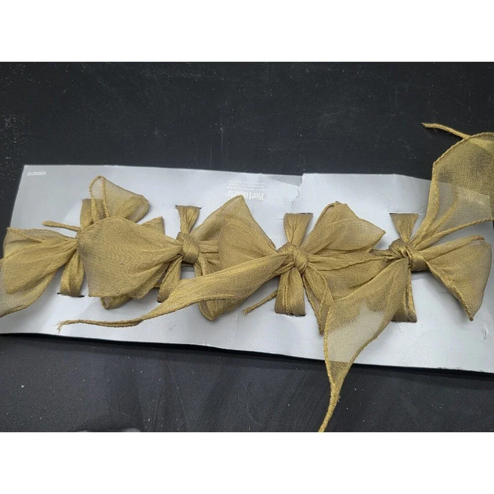 Pier 1 Velvet Sequin Floral Napkin Rings Set Of 4